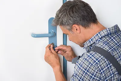 Huntingdon Valley Locksmith Service Huntingdon Valley, PA 215-337-3502 - 3a-Nearest-Locksmith